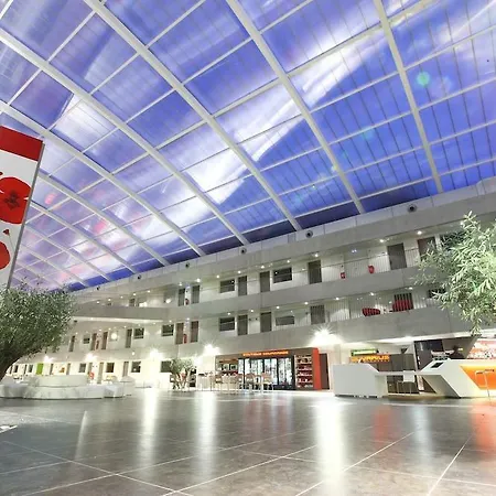 Cowool Aparthotel 4*