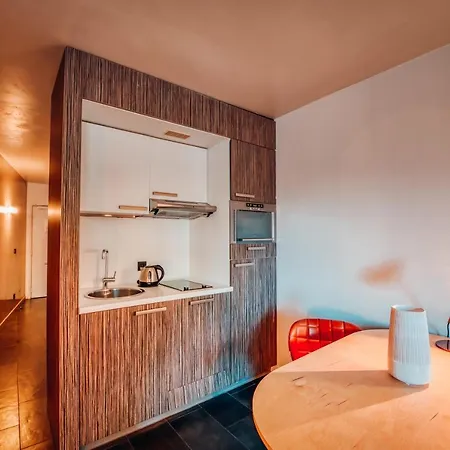Cowool Aparthotel 4*