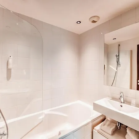 Cowool Aparthotel Cergy