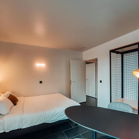 Cowool Aparthotel Cergy