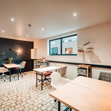 Cowool Aparthotel