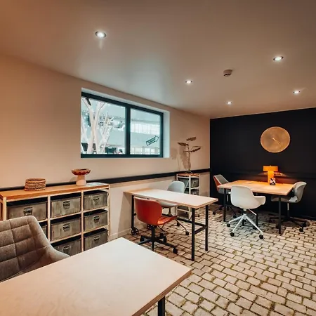 Aparthotel Cowool Cergy