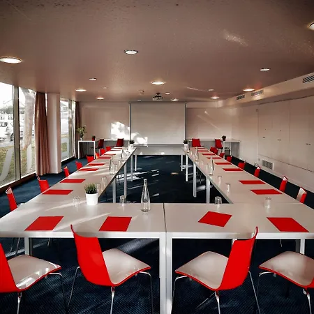 Aparthotel Cowool Cergy