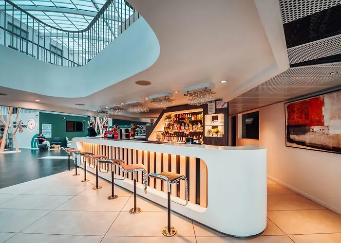 Cowool アパートホテル